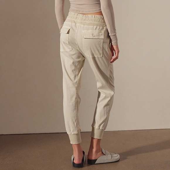 James Perse Women’s Mixed Media Jogger Pants - Picture 2 of 10